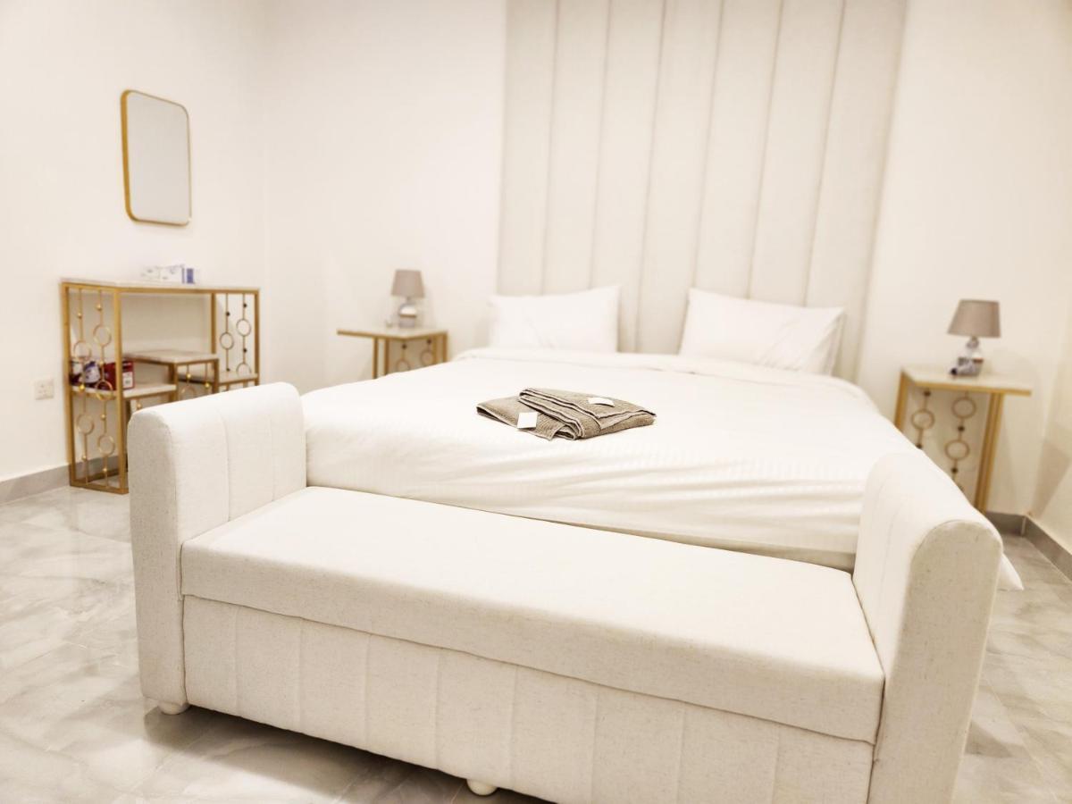 Moods Holiday Homes Al Ain Esterno foto