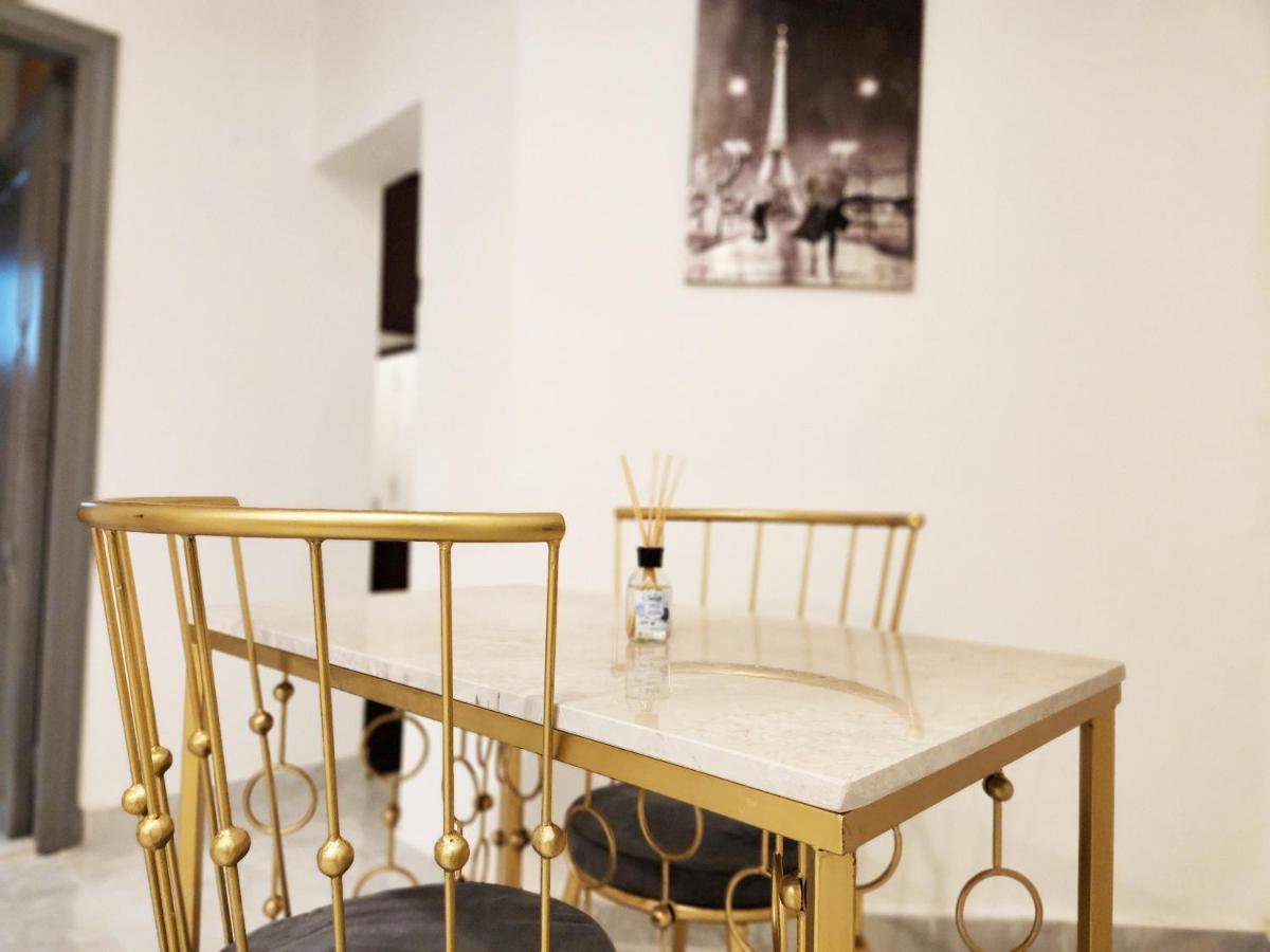 Moods Holiday Homes Al Ain Esterno foto